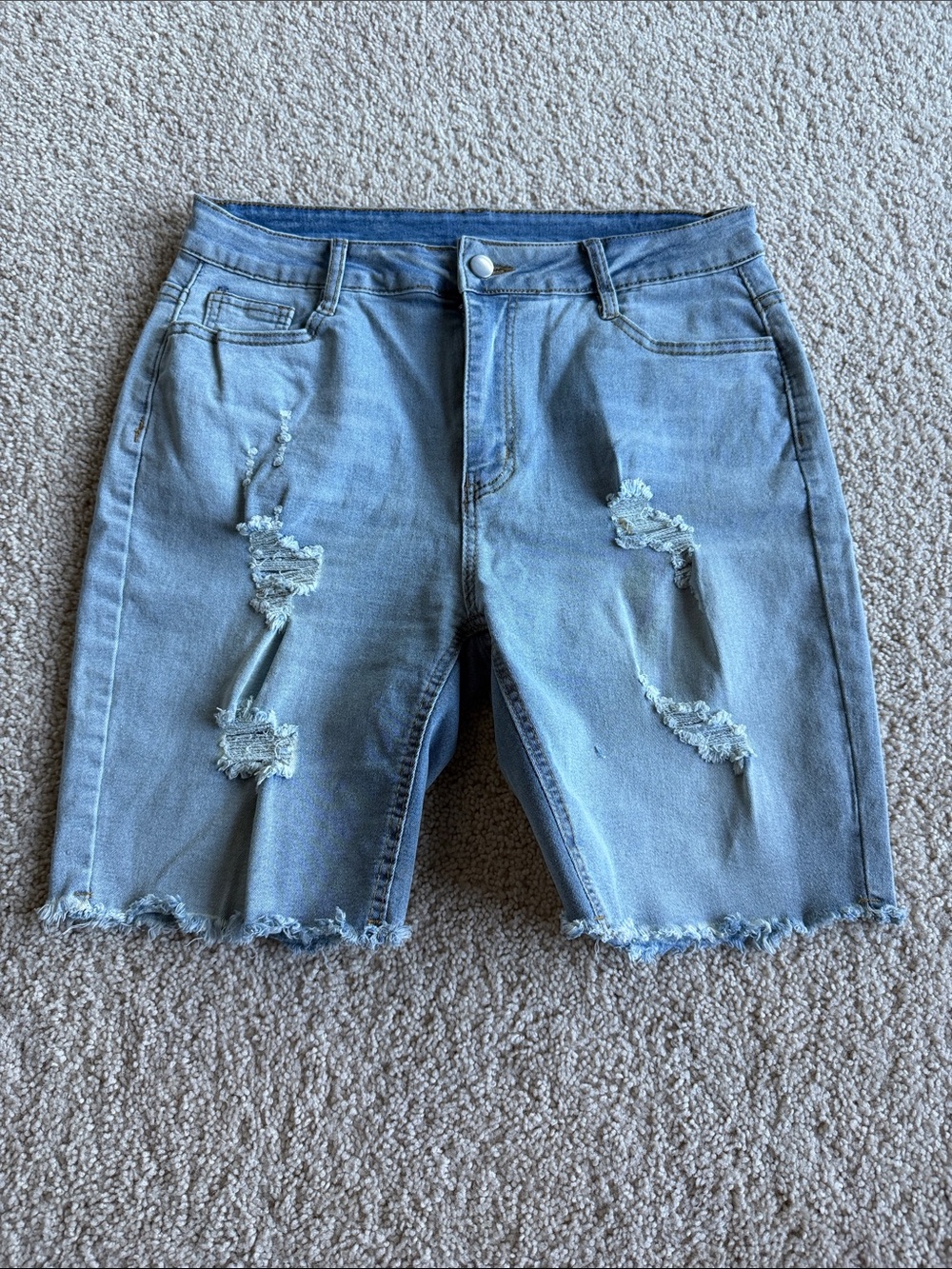🚨Back-to-School Sale! All jeans/jean shorts $10 each or 2/$15—this weekend only🚨